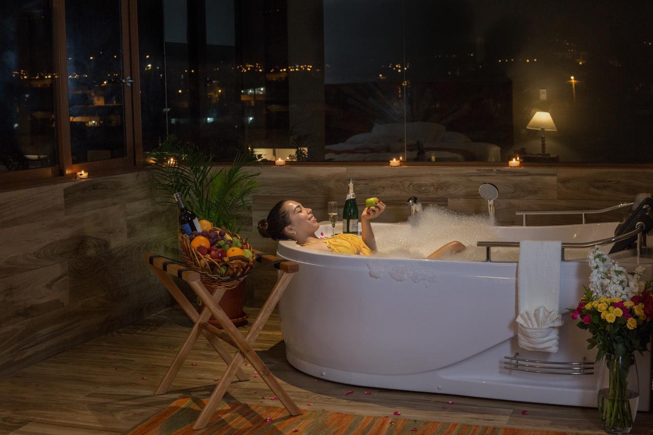 קיטו Ilalo Garden Hotel & Restaurant מראה חיצוני תמונה