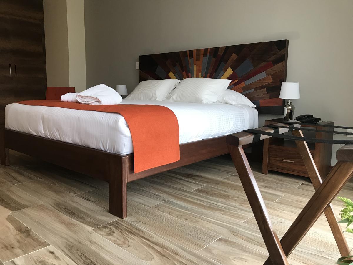 קיטו Ilalo Garden Hotel & Restaurant מראה חיצוני תמונה